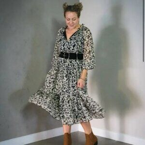 Dakari Floral Dress Black & White × 1 Large